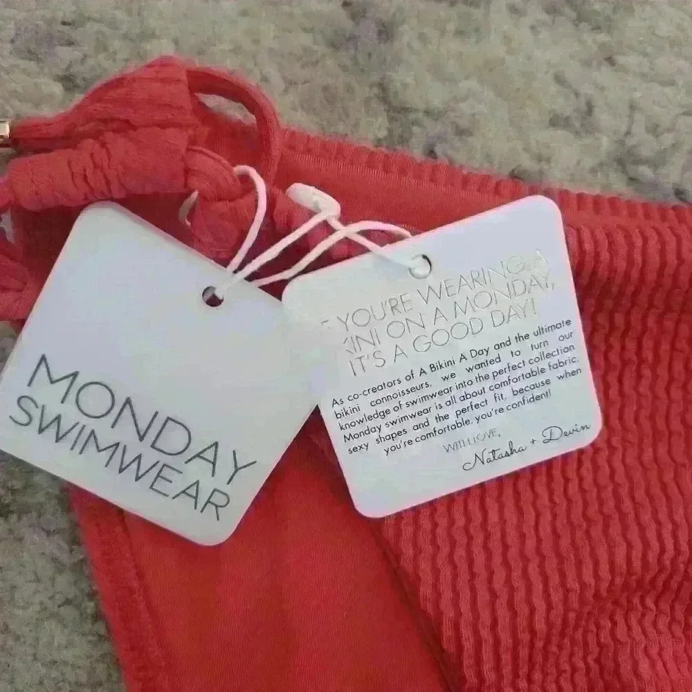 Monday Swimwear Women's Cala Conta Crinkle Sangria Orange Bottom P (0-2)